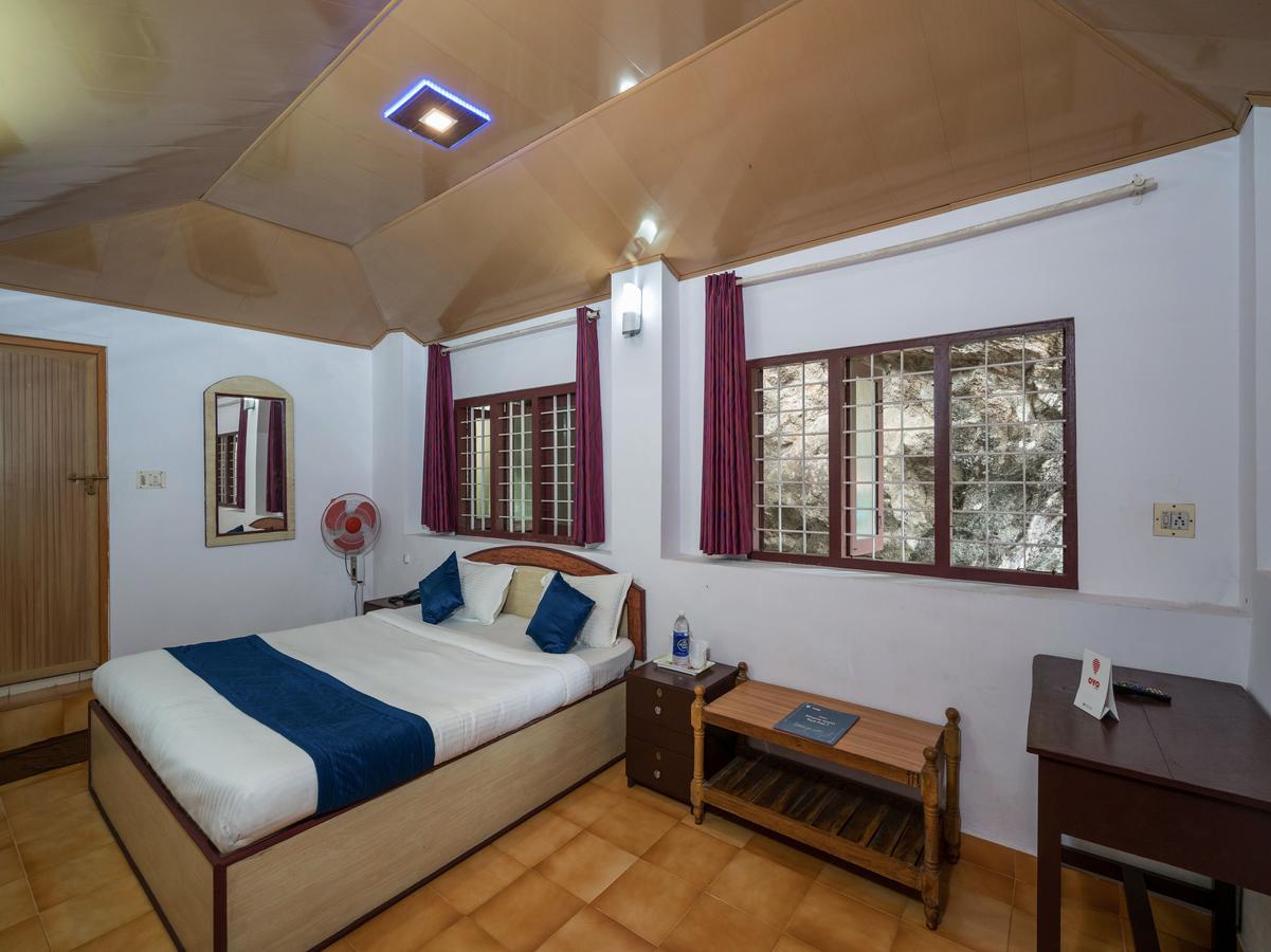 Oyo 10262 Hotel Munnar Rock Eksteriør bilde